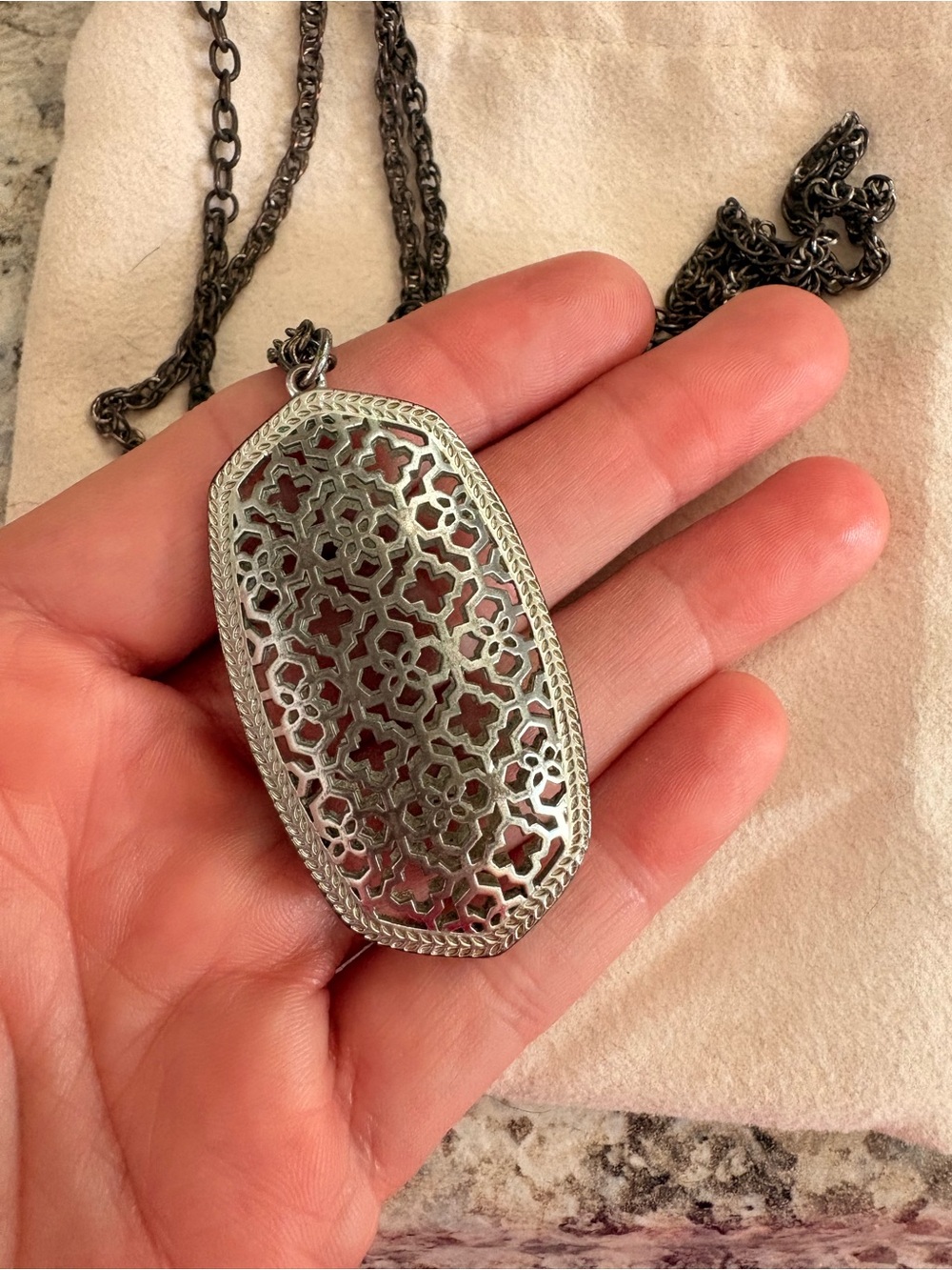 Kendra Scott Silver Filigree Pendant Necklace